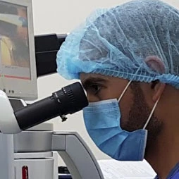 مركز الرائد الإستشاري الطبي | طب وجراحة العيون | الجلدية والتجميل